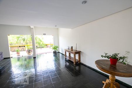 Hall Social de apartamento à venda com 2 quartos, 65m² em Vila São Paulo, São Paulo