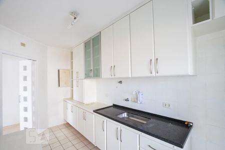 Cozinha de apartamento à venda com 2 quartos, 65m² em Vila São Paulo, São Paulo