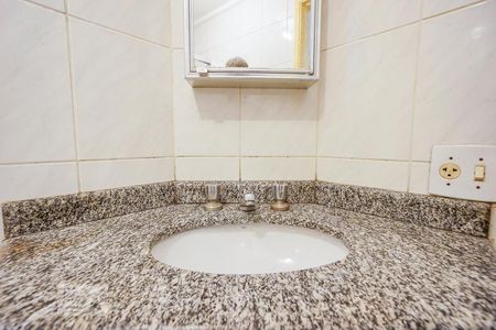 Apartamento à venda com 76m², 3 quartos e 1 vagaBanheiro