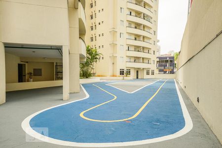 Apartamento à venda com 76m², 3 quartos e 1 vagaPista de cooper