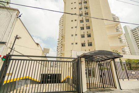 Apartamento à venda com 76m², 3 quartos e 1 vagaFachada