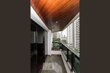 varanda de apartamento à venda com 4 quartos, 240m² em Vila Regente Feijó, São Paulo