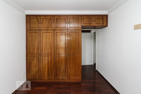 suite 01 de apartamento à venda com 4 quartos, 240m² em Vila Regente Feijó, São Paulo