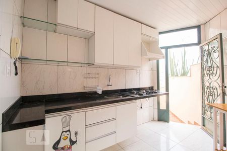 Cozinha de apartamento para alugar com 3 quartos, 89m² em Havaí, Belo Horizonte