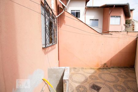 Apartamento para alugar com 89m², 3 quartos e sem vagaÁrea do apartamento