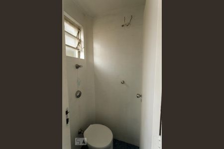 Apartamento à venda com 130m², 4 quartos e 2 vagas Apartamento à venda com 130m², 4 quartos e 2 vagasBANHERO SERVICO
