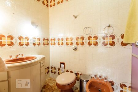BANHEIRO SUITE de apartamento à venda com 4 quartos, 130m² em Santo Antonio , Belo Horizonte