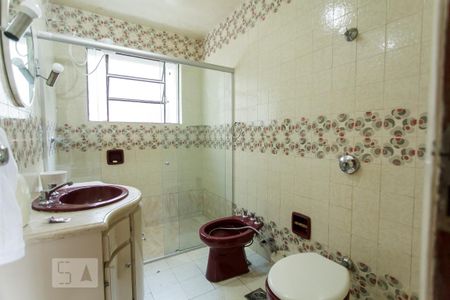 BANHEIRO de apartamento à venda com 4 quartos, 130m² em Santo Antonio , Belo Horizonte