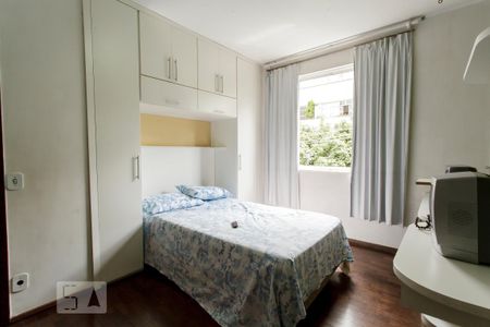 Apartamento à venda com 130m², 4 quartos e 2 vagas Apartamento à venda com 130m², 4 quartos e 2 vagasQUARTO1