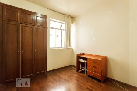 Apartamento à venda com 130m², 4 quartos e 2 vagas Apartamento à venda com 130m², 4 quartos e 2 vagasQUARTO3