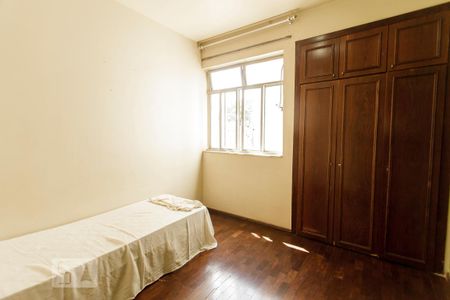 Apartamento à venda com 130m², 4 quartos e 2 vagas Apartamento à venda com 130m², 4 quartos e 2 vagasQUARTO2