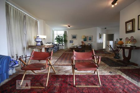 Sala de apartamento à venda com 3 quartos, 300m² em Real Parque, São Paulo