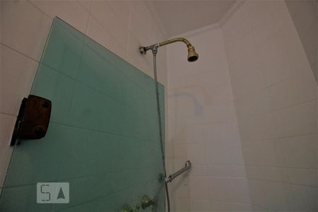 Apartamento à venda com 300m², 3 quartos e 3 vagasChuveiro