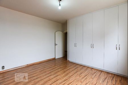 Apartamento à venda com 212m², 3 quartos e 3 vagasQuarto 1