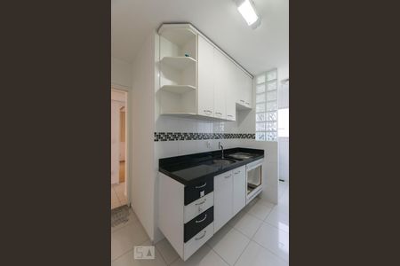 Apartamento à venda com 64m², 2 quartos e 2 vagasCozinha (Armários)
