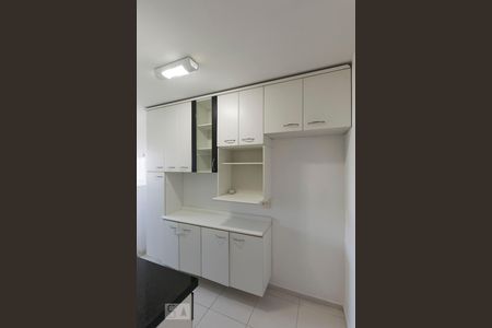 Apartamento à venda com 64m², 2 quartos e 2 vagasCozinha (Armários)