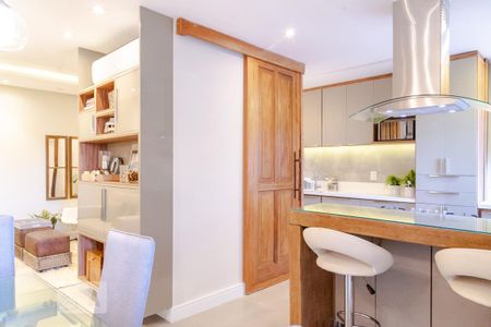 Apartamento para alugar com 85m², 2 quartos e 1 vaga Apartamento para alugar com 85m², 2 quartos e 1 vagaSala