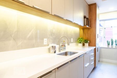 Apartamento para alugar com 85m², 2 quartos e 1 vaga Apartamento para alugar com 85m², 2 quartos e 1 vagaCozinha