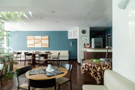 Apartamento para alugar com 85m², 2 quartos e 1 vaga Apartamento para alugar com 85m², 2 quartos e 1 vagaÁrea Gourmet - Condomínio