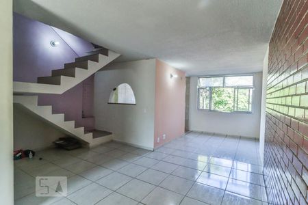 Sala de apartamento à venda com 3 quartos, 60m² em Taquara, Rio de Janeiro
