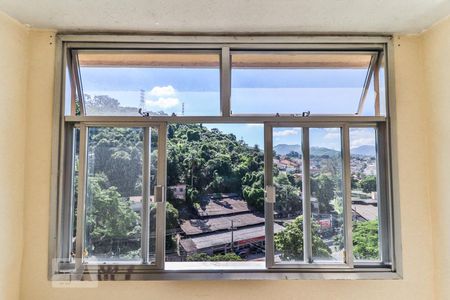 Apartamento à venda com 60m², 3 quartos e 1 vaga Apartamento à venda com 60m², 3 quartos e 1 vagaQuarto 02