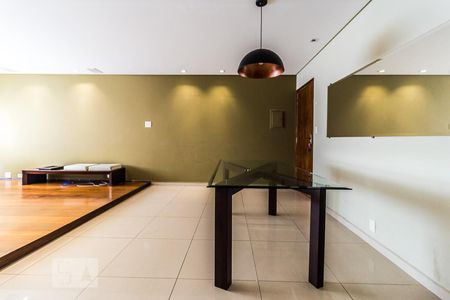 Apartamento à venda com 108m², 3 quartos e 1 vagaSala