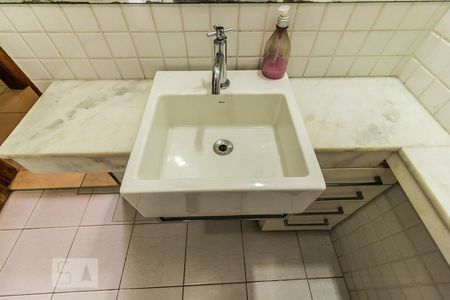 Apartamento à venda com 108m², 3 quartos e 1 vagaBanheiro