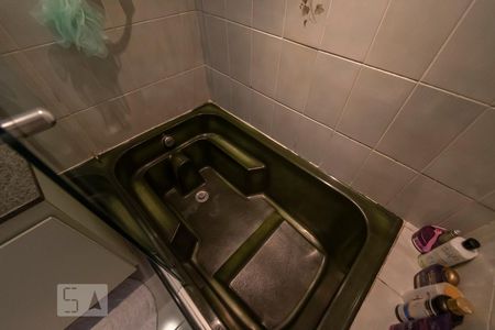 Apartamento para alugar com 170m², 4 quartos e 3 vagas Apartamento para alugar com 170m², 4 quartos e 3 vagasBanheiro da Suíte 2