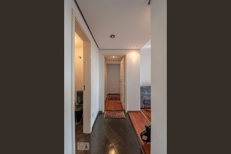 Apartamento para alugar com 170m², 4 quartos e 3 vagas Apartamento para alugar com 170m², 4 quartos e 3 vagasCorredor