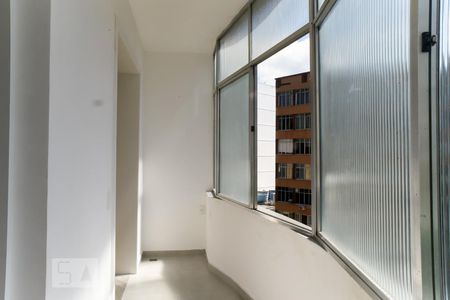 Corredor (acesso ao quarto) de apartamento para alugar com 1 quarto, 50m² em Ipanema, Rio de Janeiro