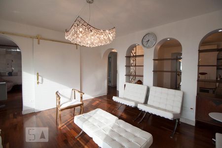 Apartamento para alugar com 115m², 3 quartos e 2 vagasSala