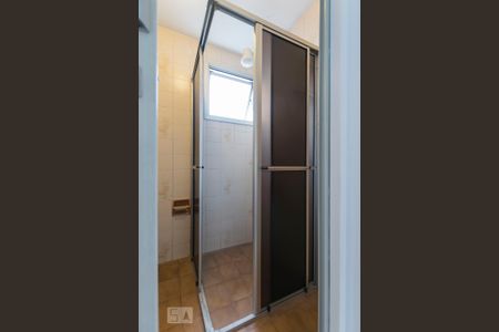 Banheiro de apartamento à venda com 2 quartos, 47m² em Vila Gumercindo, São Paulo