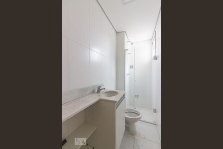 Banheiro de apartamento para alugar com 2 quartos, 51m² em Vila Guilherme, São Paulo