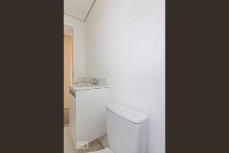 Banheiro de apartamento para alugar com 2 quartos, 50m² em Vila Guilherme, São Paulo