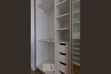 Apartamento para alugar com 130m², 4 quartos e 3 vagasSuíte 2