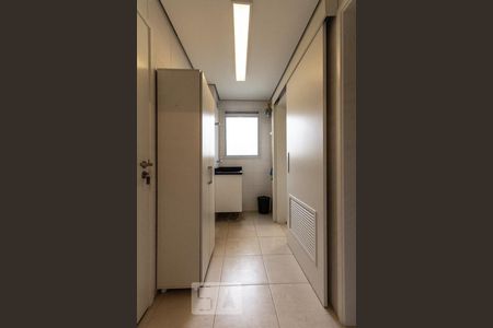Apartamento para alugar com 130m², 4 quartos e 3 vagasServiço Área