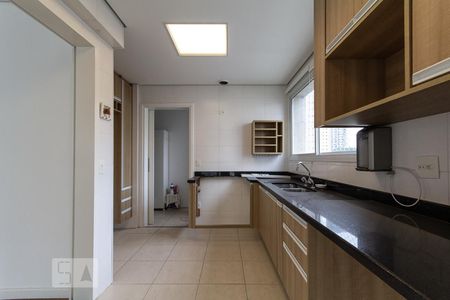 Apartamento para alugar com 130m², 4 quartos e 3 vagasCozinha
