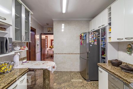 Casa à venda com 550m², 5 quartos e 5 vagasCozinha