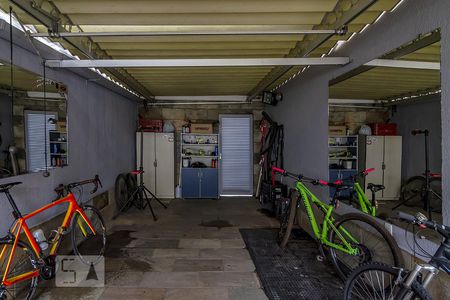 Casa à venda com 550m², 5 quartos e 5 vagasBicicletário