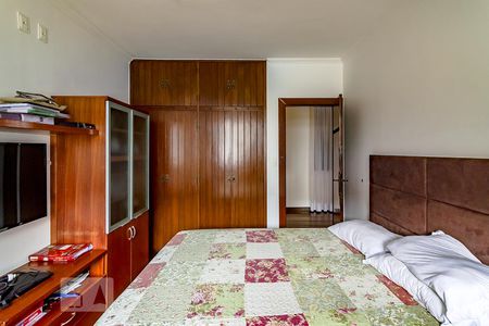 Casa à venda com 550m², 5 quartos e 5 vagasQuarto 3