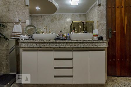 Casa à venda com 550m², 5 quartos e 5 vagasSuite do Quarto 5