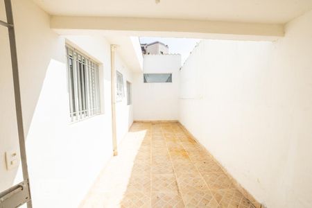 Quintal de casa para alugar com 2 quartos, 100m² em Jabaquara, São Paulo