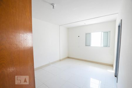 Quarto de casa para alugar com 2 quartos, 100m² em Jabaquara, São Paulo