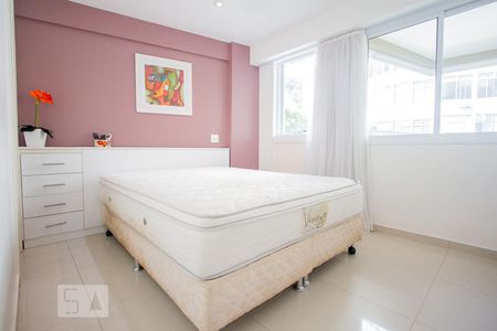Suíte de apartamento à venda com 2 quartos, 90m² em Laranjeiras, Rio de Janeiro