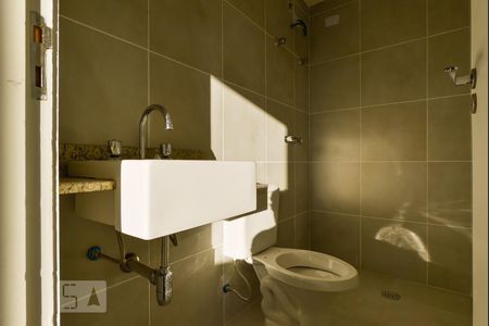 Apartamento à venda com 82m², 2 quartos e 2 vagasBanheiro Suíte 1