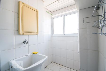 Apartamento para alugar com 60m², 2 quartos e 1 vagaÁrea de Serviço