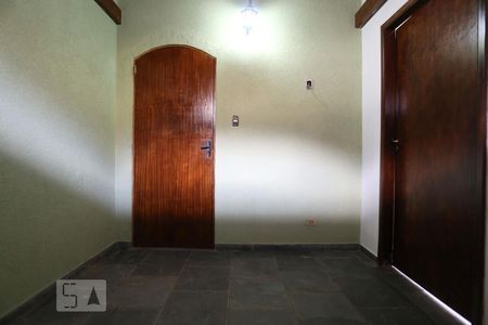 Quarto 01 de casa à venda com 7 quartos, 210m² em Vila Yolanda, Osasco