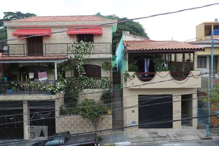 Vista da Sala de casa à venda com 7 quartos, 210m² em Vila Yolanda, Osasco