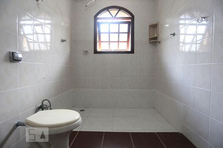 Casa à venda com 210m², 7 quartos e 3 vagasBanheiro