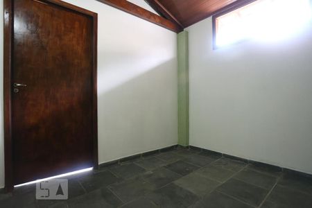 Quarto 01 de casa à venda com 7 quartos, 210m² em Vila Yolanda, Osasco
